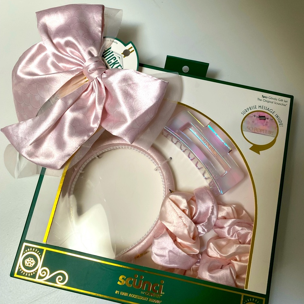 NEW - WICKED Glinda Hair Accessories Bundle